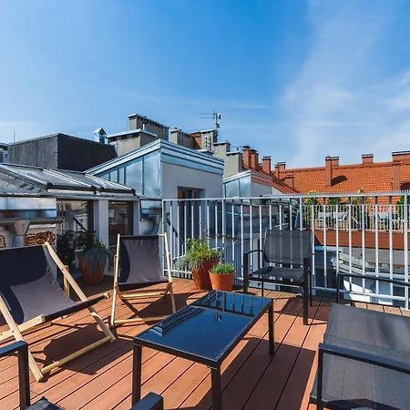 2 Bedroom With Terrace- Pilsudskiego 11 شقة *