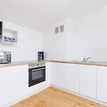 2 Bedroom With Terrace- Pilsudskiego 11 شقة كراكوفيا